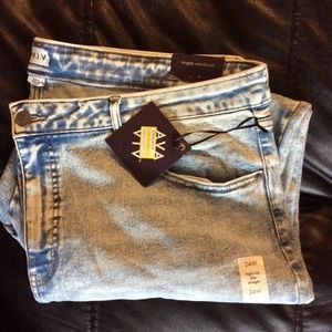 High rise slim straight acid wash jean
